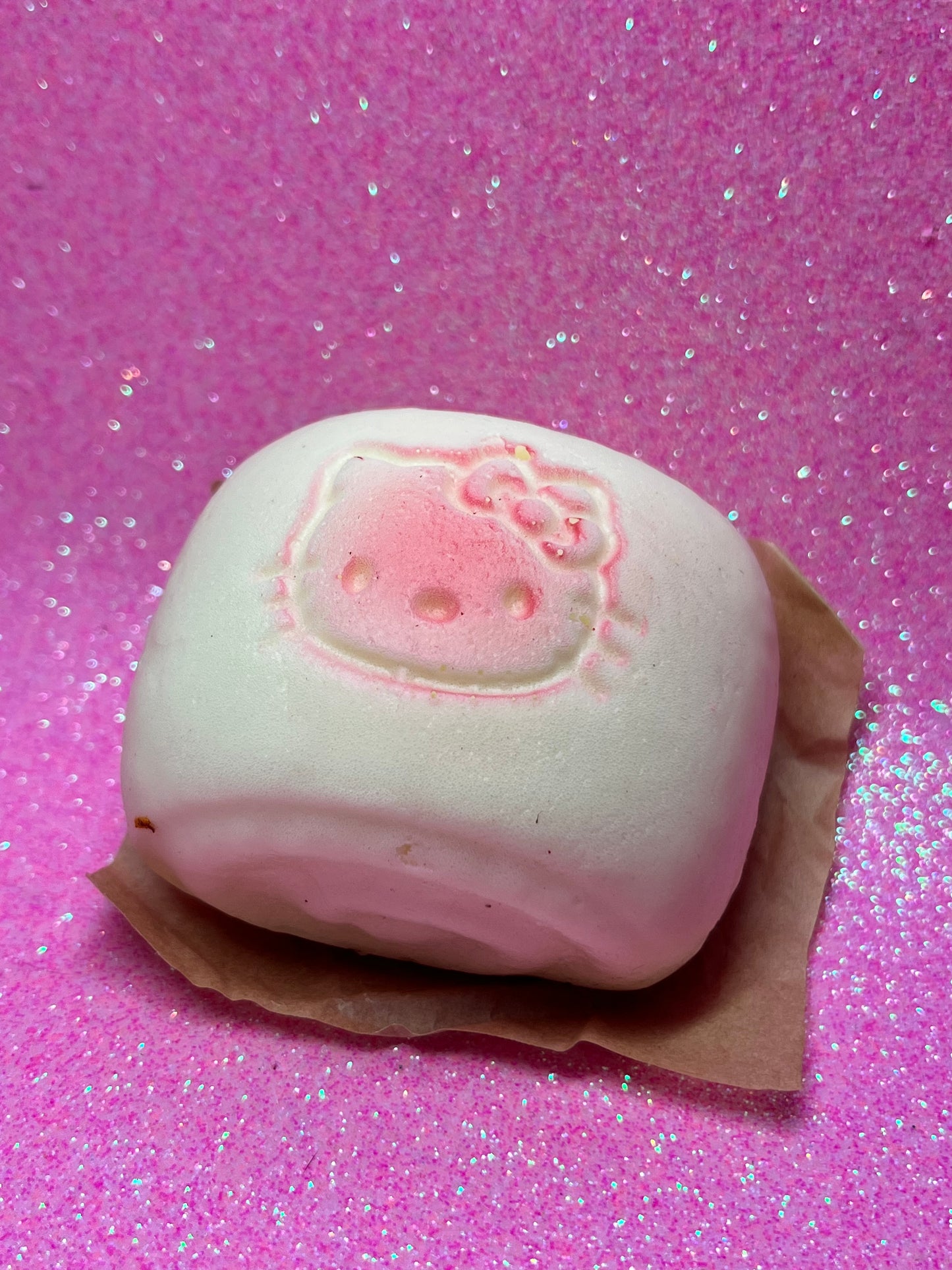 Hello Kitty bread squishy